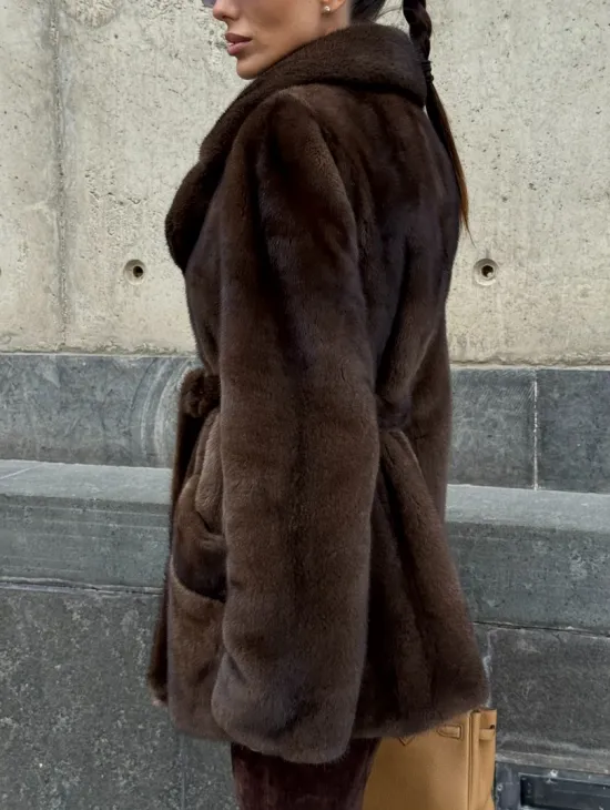 Шуба из скандинавской норки VELVET - цвет соболь