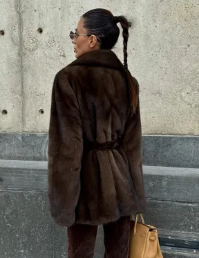 Шуба из скандинавской норки VELVET - цвет соболь