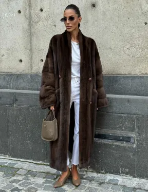 Роскошная шуба из аукционного меха норки SAGA FURS - цвет соболь