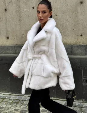 Белоснежная норковая шуба фасон 