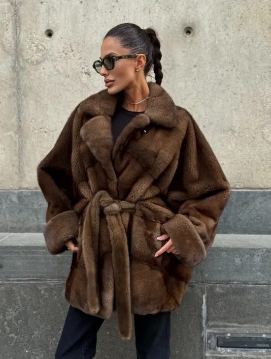 Шуба летучка из премиум меха норки - цвет соболь