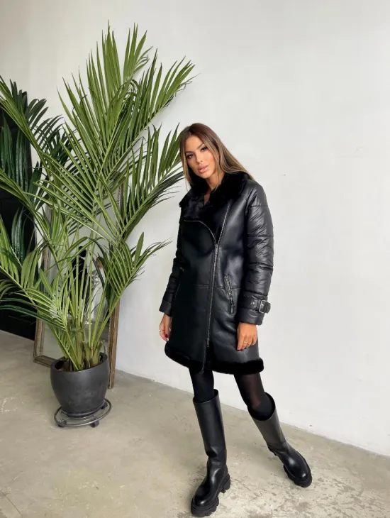 Удлиненная черная дубленка авиатор