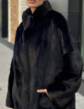 Элегантная черная шубка из меха норки - стойка воротник