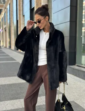 Элегантная черная шубка из меха норки - стойка воротник