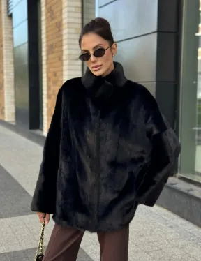 Элегантная черная шубка из меха норки - стойка воротник