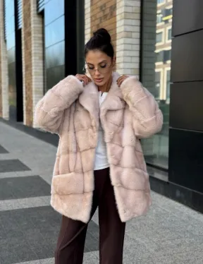 Шуба норковая пудрового цвета с английским воротником