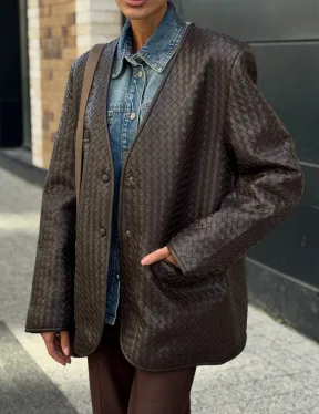 Стильный пиджак из натуральной плетеной кожи