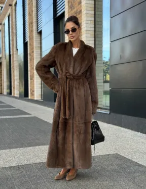 Длинное норковое пальто - шуба в цвете соболь