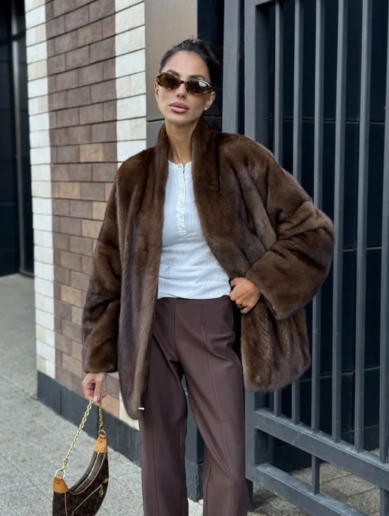 Модная шуба из норки 2025