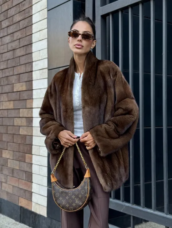 Модная шуба из норки 2025