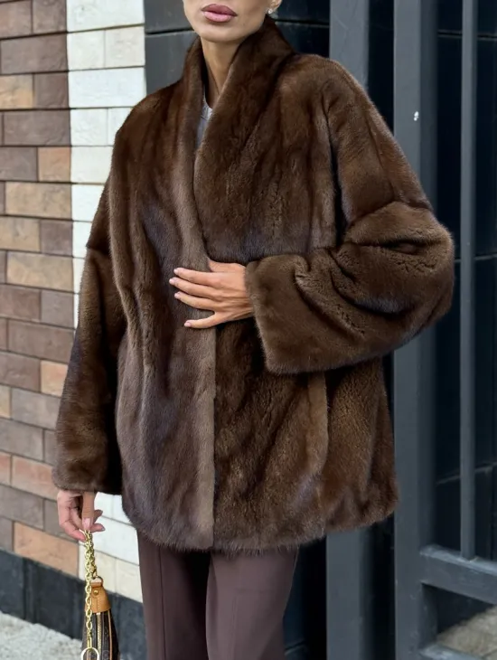 Модная шуба из норки 2025