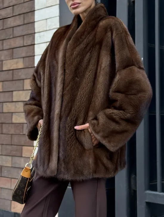 Модная шуба из норки 2025