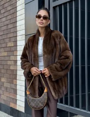 Модная шуба из норки 2025