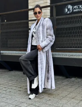 Длинная шуба из натурального импортного меха норки крестовки