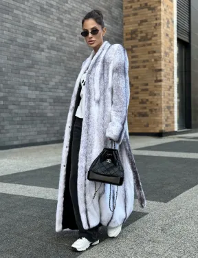 Длинная шуба из натурального импортного меха норки крестовки