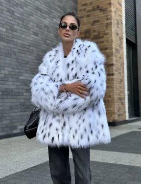 Шуба из меха белой аукционной лисы под рысь, ручная работа