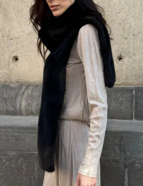 Черная норковая манишка