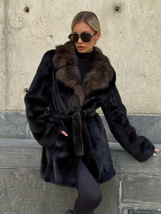 Норковая шуба махагон с куницей