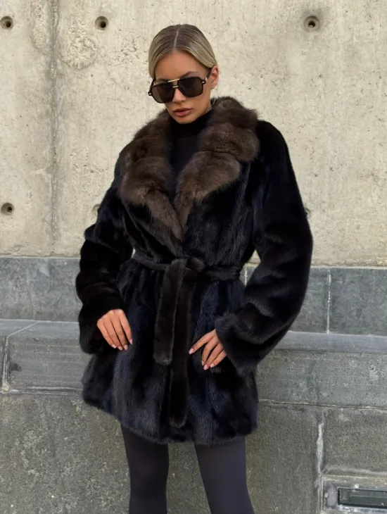 Норковая шуба махагон с куницей