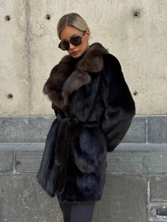 Норковая шуба махагон с куницей