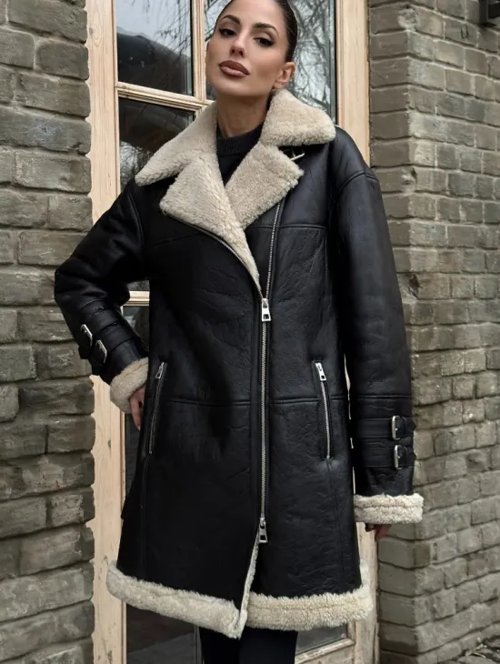 Удлиненная дубленка на белой овчине