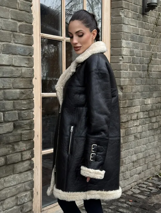 Удлиненная дубленка на белой овчине