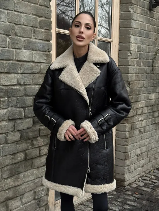 Удлиненная дубленка на белой овчине