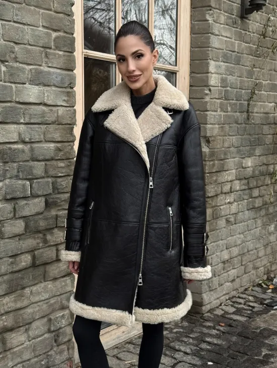 Удлиненная дубленка на белой овчине