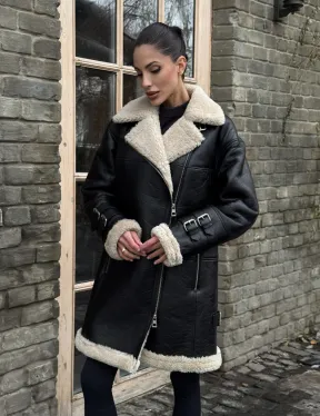Удлиненная дубленка на белой овчине