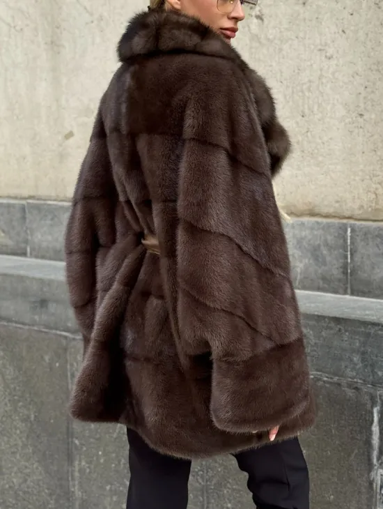Полушубок норковый женский с воротником куница