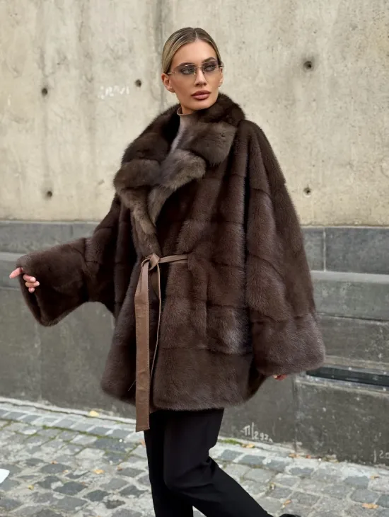 Полушубок норковый женский с воротником куница
