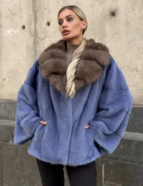 Короткая шуба норковая с воротником из куницы