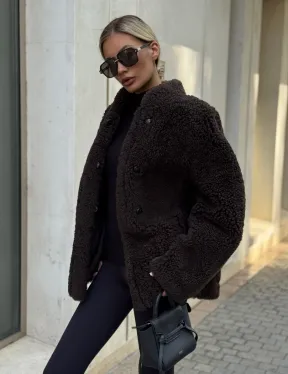 Двусторонняя коричневая дубленка из овчины