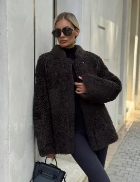 Двусторонняя коричневая дубленка из овчины