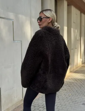 Двусторонняя коричневая дубленка из овчины