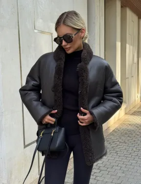 Двусторонняя коричневая дубленка из овчины