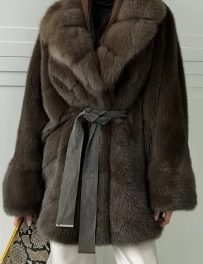 Шуба норковая летучая мышь с воротником из куницы - цвет хаки