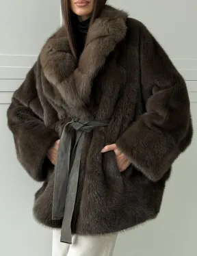 Шуба норковая летучая мышь с воротником из куницы - цвет хаки