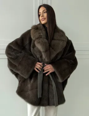 Шуба норковая летучая мышь с воротником из куницы - цвет хаки