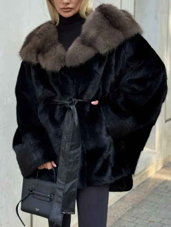 Черная норковая шуба летучая мышь с капюшоном из куницы