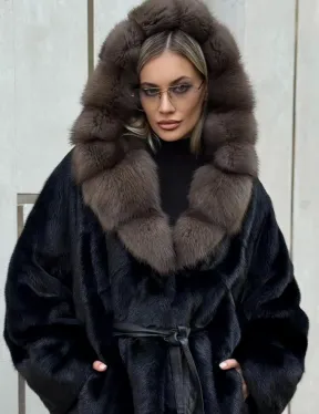 Черная норковая шуба летучая мышь с капюшоном из куницы