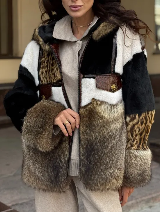 Женская меховая куртка с капюшоном из аукционной норки- черная