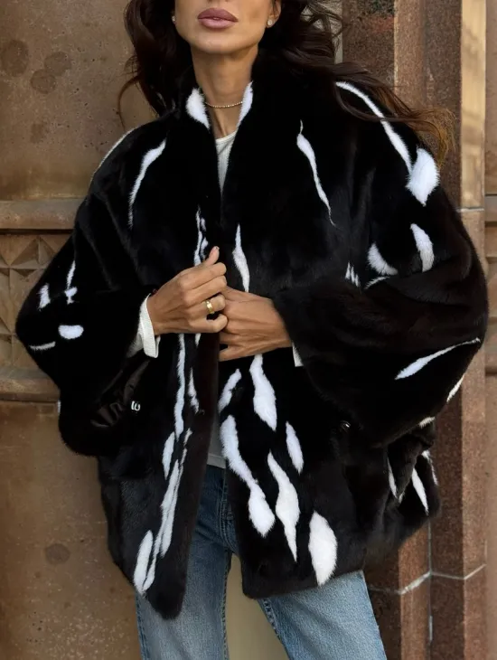 Черный норковый полушубок с рисунком