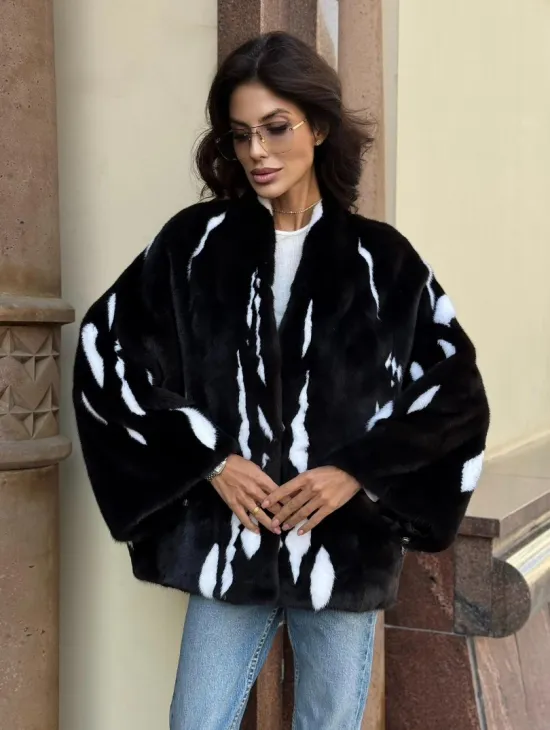 Черный норковый полушубок с рисунком