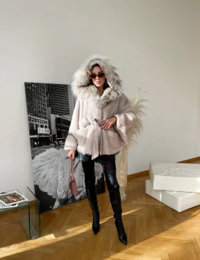 Пончо норковое с капюшоном из меха рыси в цвете пастель