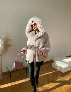 Пончо норковое с капюшоном из меха рыси в цвете пастель