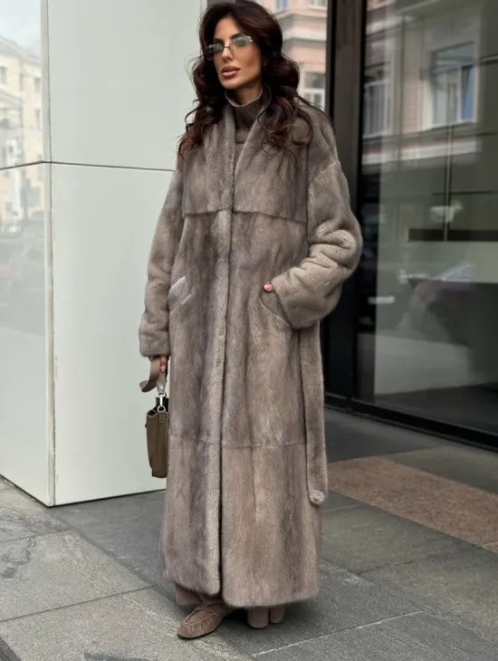 Длинная норковая шуба