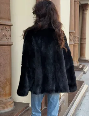 Короткая норковая шуба махагон с воротником из куницы