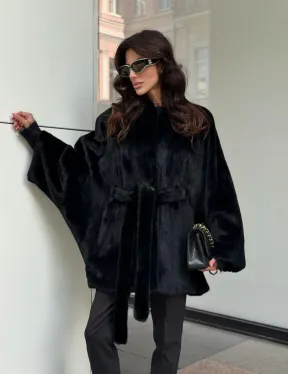 Черная шуба из аукционного меха норки SAGA FURS