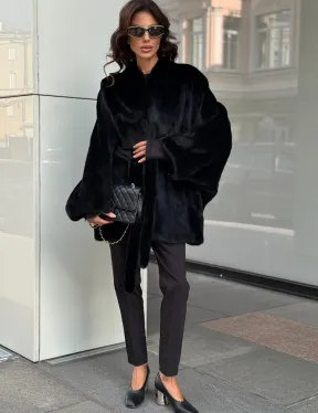 Черная шуба из аукционного меха норки SAGA FURS